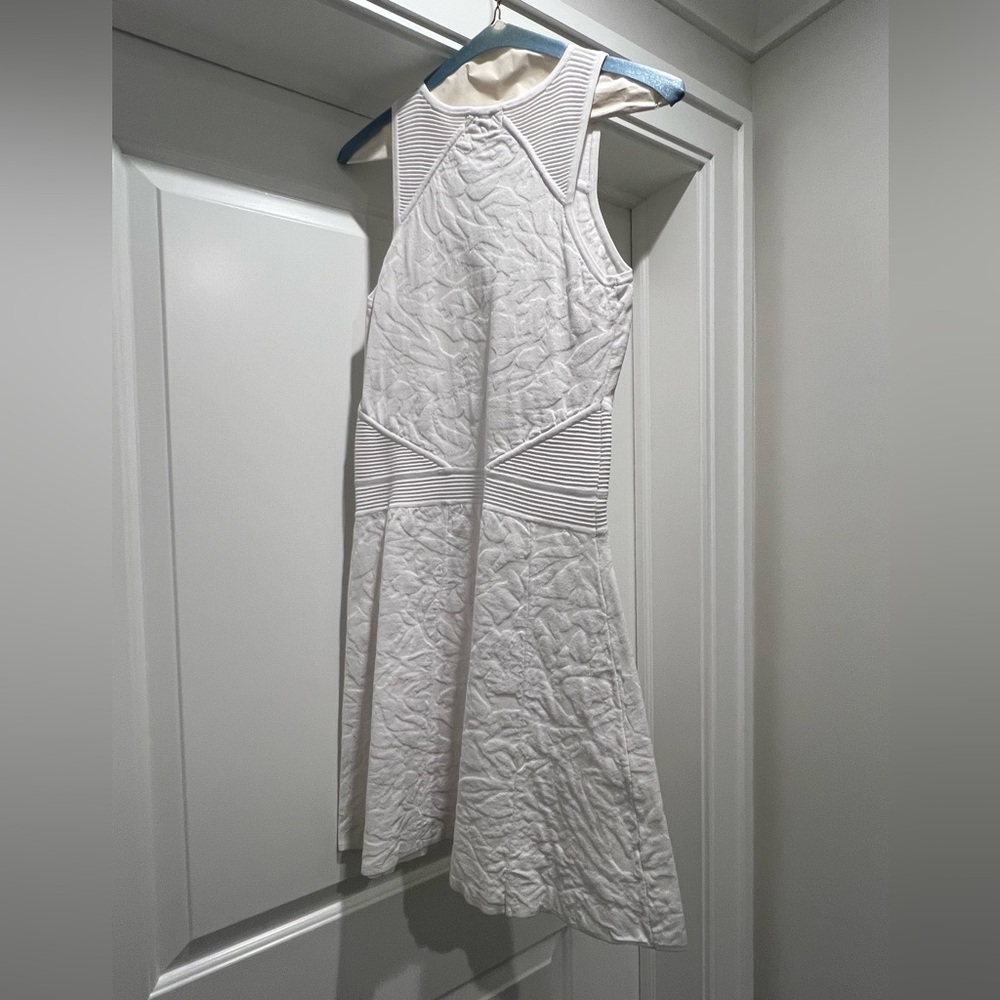 LADIES PARKER WHITE A-LINE V-NECK TANK DRESS SIZE SMALL